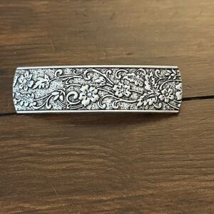 Source Unknown Silver Floral Hair Clip
